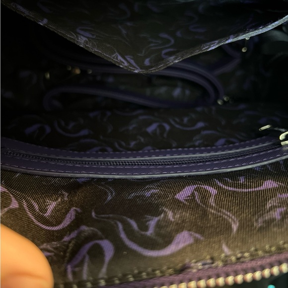 DISNEY LOUNGEFLY URSULA’S LAIR - Picture 5 of 6